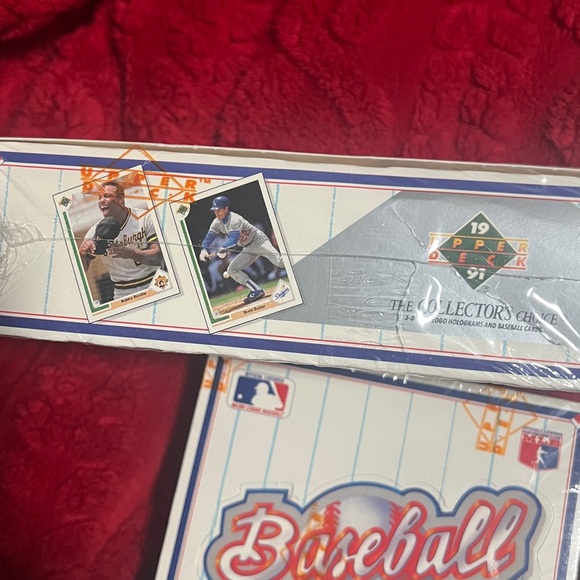 1991 Upper Deck baseball cards - Picture 3 of 3
